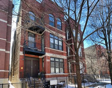 1735 W Erie St #2S, Chicago, IL, 60622