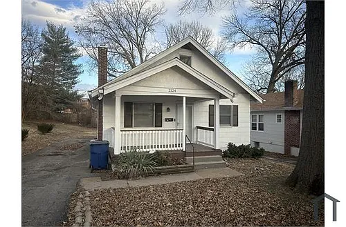 2124 Wolter Ave Photo 1