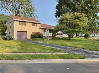 33 Melissa Cir, Claymont, DE 19703