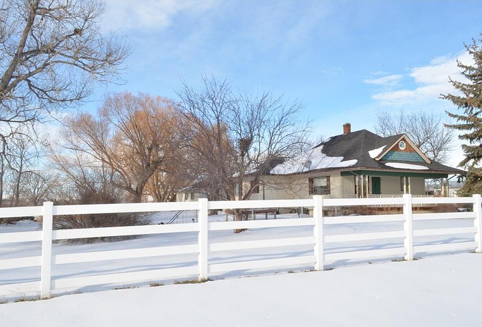 1st image of 3074 Lake Elmo Dr