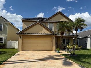 5861 N Plum Bay Pkwy, Tamarac, FL 33321