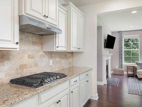 4th image of 11619 Hophornbeam Ln