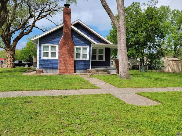 425 S Mechanic St, Emporia, KS 66801