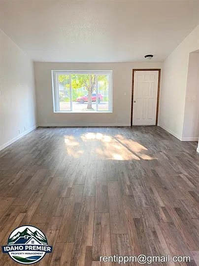 512 S Kearney Pl — Photo 6