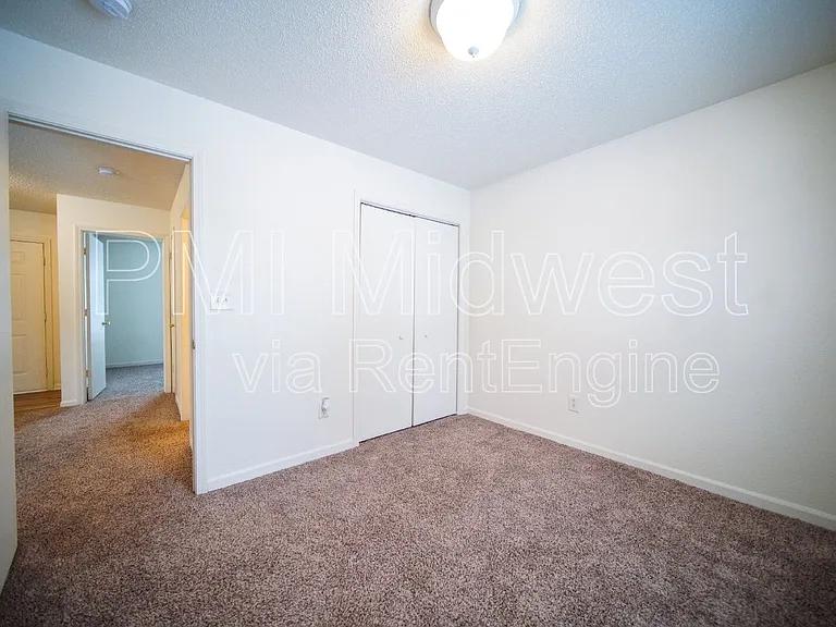 10414 Kensil St — Photo 11