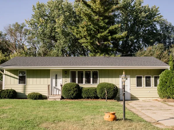710 Phillips St, Polk City, IA 50226