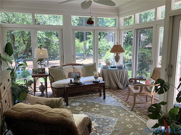 4th image of 6711 Greenyard Rd