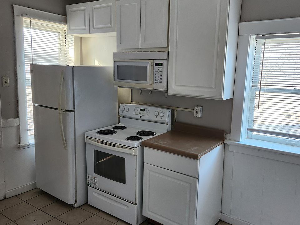 1st image of 3808 Meramec St Floor 2