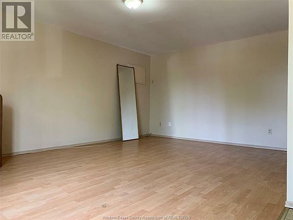 5th image of 650 Brock St #4