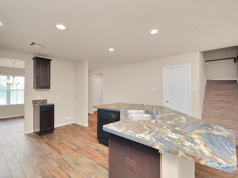 3210 Aldridge Dr — Photo 13