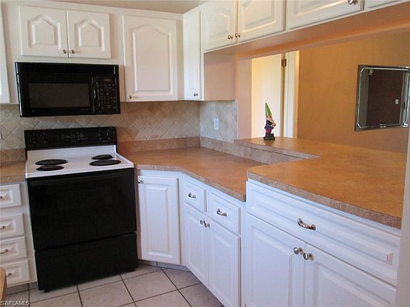 4th image of 1300 Myerlee Country Club Blvd APT 5