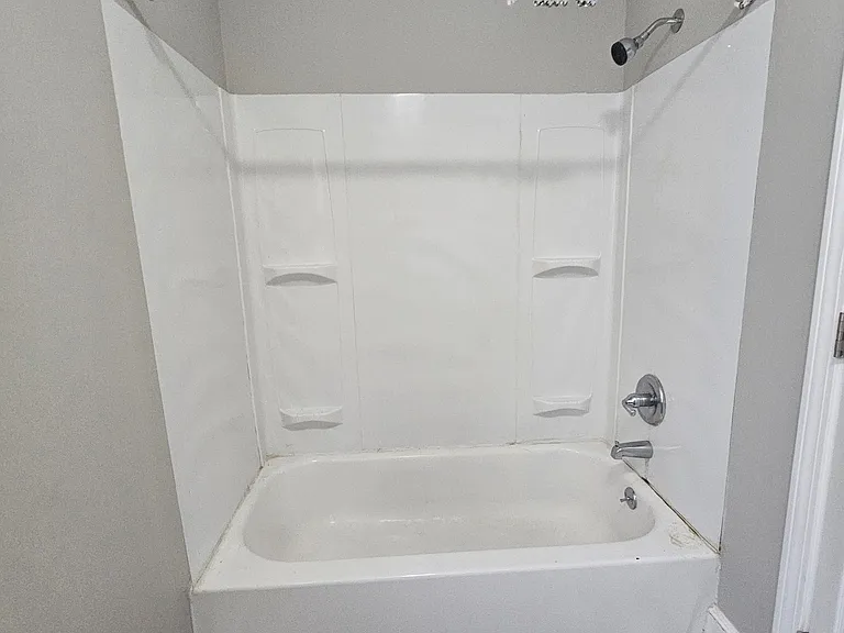 49 Stevens St #2B — Photo 8