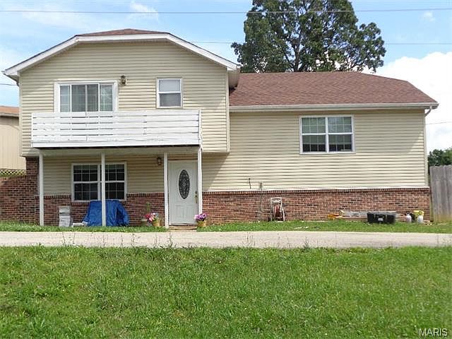 2nd image of 123 Lee Dr