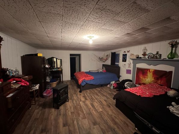 6924 Harper Rd, Surveyor, WV 25932