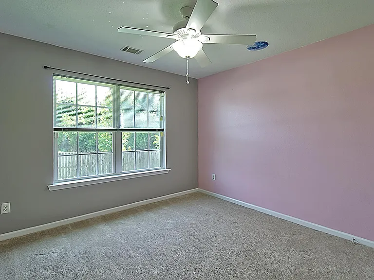 403 Banks St — Photo 21