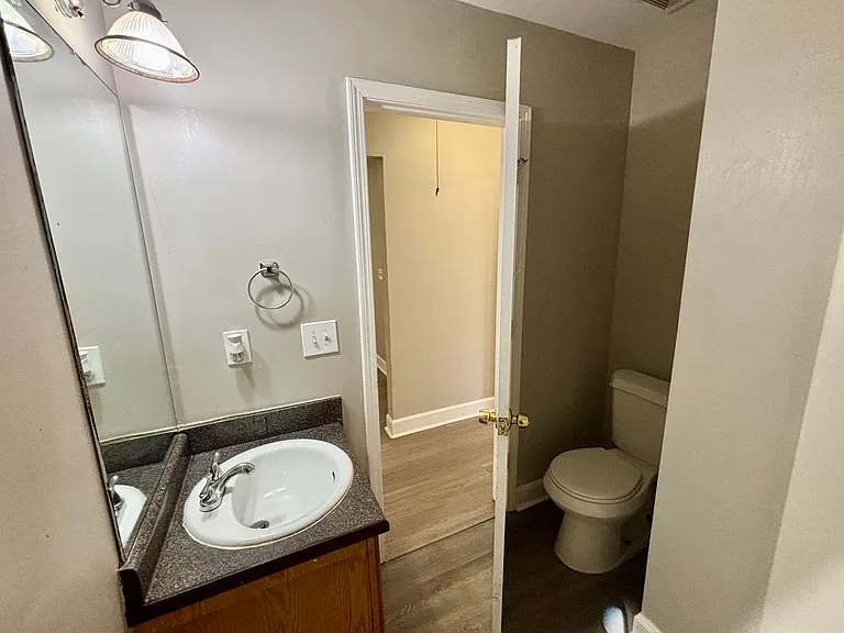 2595 Elliott St NW — Photo 25