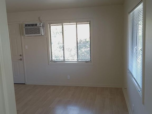 4th image of 1455 Lochbrae Rd APT 19