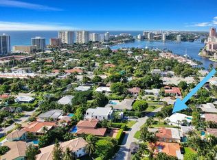 121 NE Spanish Ct, Boca Raton, FL 33432