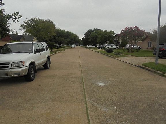 4th image of 18630 Haughland Dr