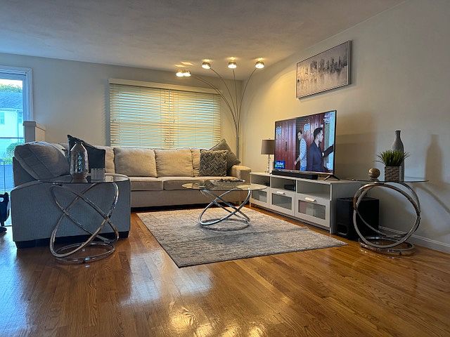1st image of 18 Scenery Ln Unit 18