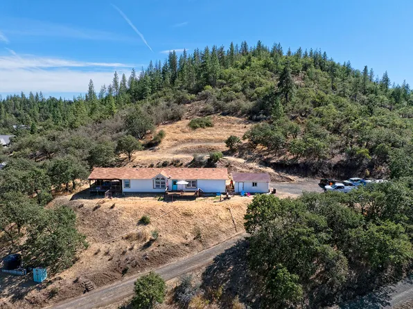 771 Ironwood Dr, Eagle Pt, OR 97524