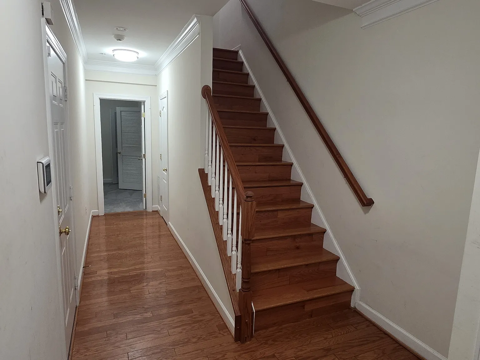 3 bed, 1400 sqft, $2,900 — Photo 2