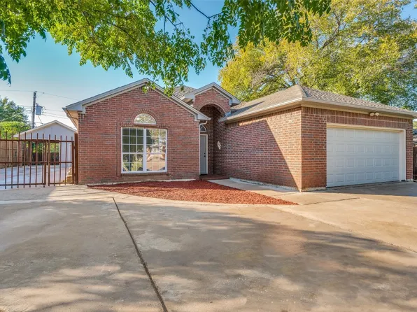 421 Vicki Pl, Hurst, TX 76053