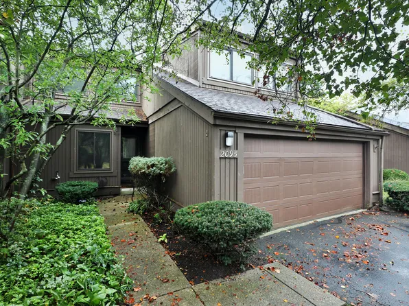 2095 Willowick Dr #C, Columbus, OH 43229