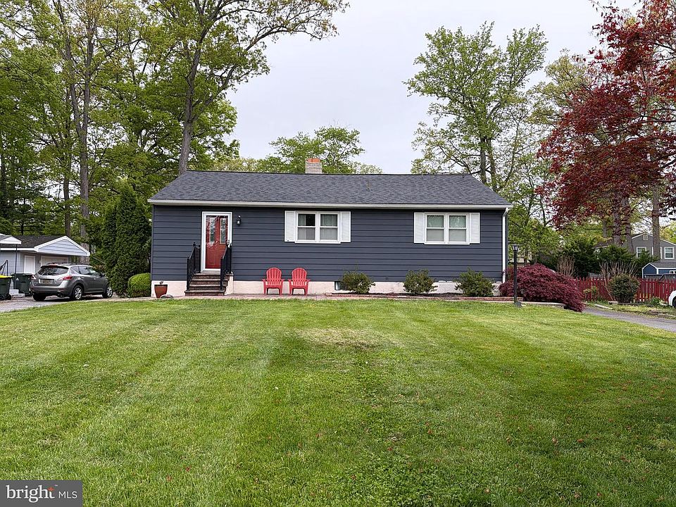 1st image of 1302 Barksdale Rd