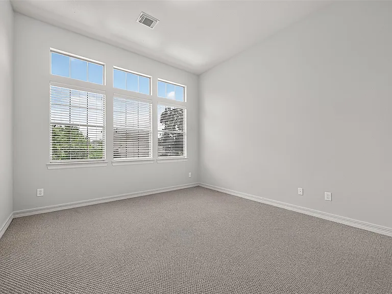 8602 Two Sisters Ct — Photo 29