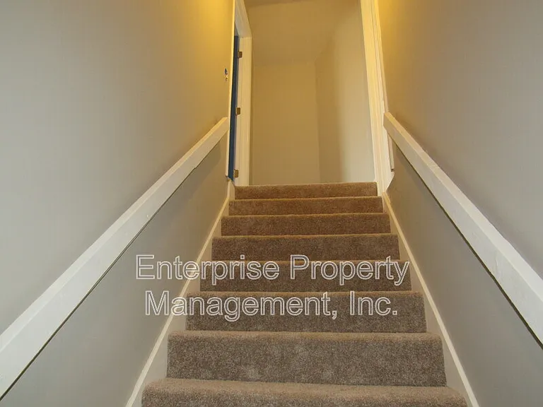 7037 Meadowlands Pl — Photo 5