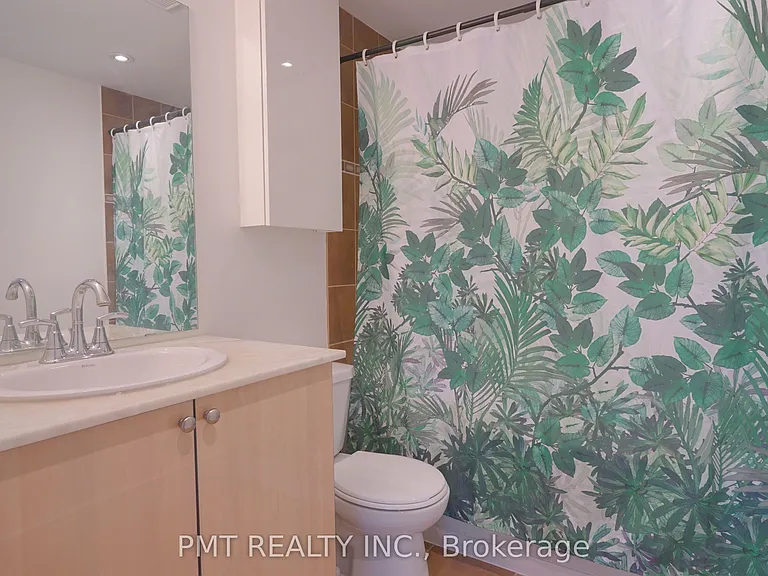 550 Hopewell Ave #302 — Photo 15