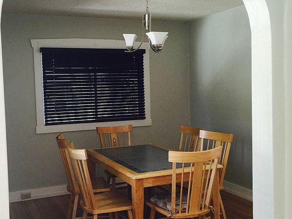 5th image of 945 E Bryan Ave
