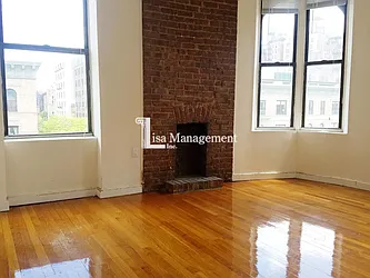 Rented by Lisa Management