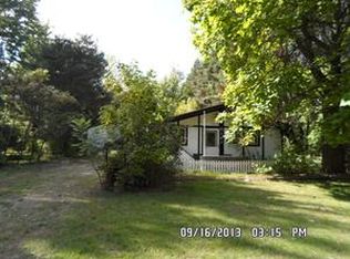 141 N Fenmore Rd, Merrill, MI 48637