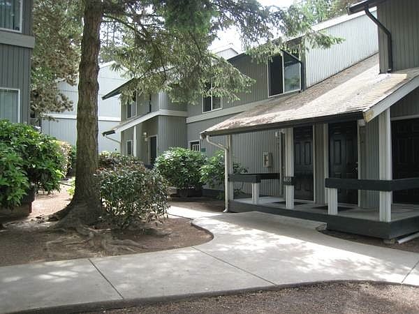 1st image of 4734 176th St SW APT E5