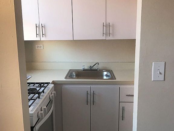 3rd image of 8604 Grand Ave APT 7A