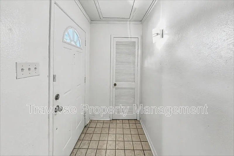 2 bed, 2.0 bath, 1230 sqft, $1,525 — Photo 4