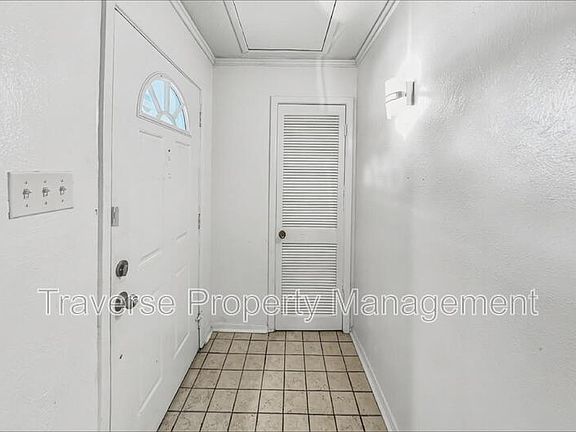 3rd image of 3862 Wonder Ct