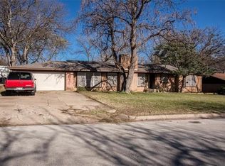 7009 Hovenkamp Ave, Richland Hills, TX 76118