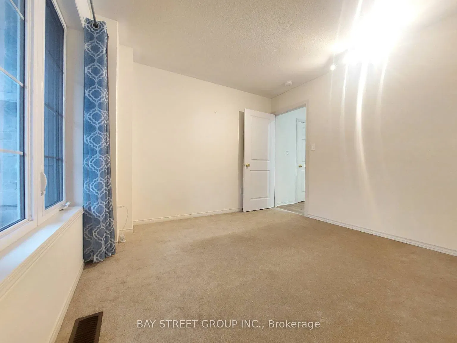 2 bed, $2,190 — Photo 3