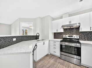 2371 Eversyde Ave SW #2105, Calgary, AB T2Y5B8