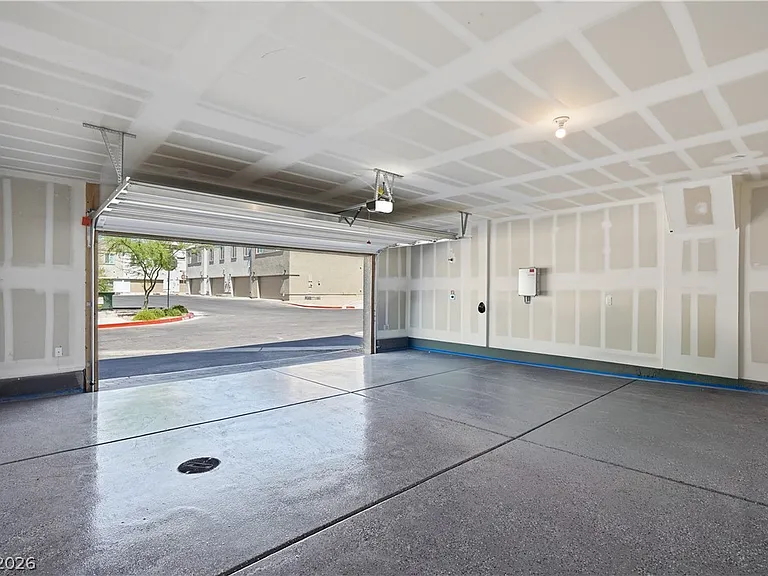 6126 Garden Oasis St — Photo 21