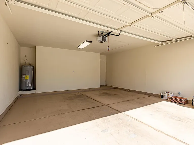1538 E Laurel Ave — Photo 27