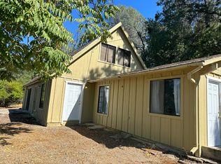 8674 Center St, Mokelumne Hill, CA 95245