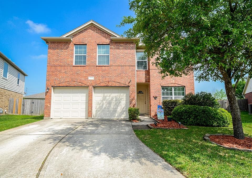 1st image of 16443 Mountainhead Dr