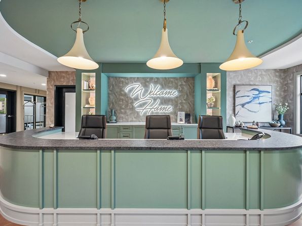 400 E Campus View Blvd #126