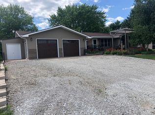 907 S Commerce St, Monroe, IA 50170