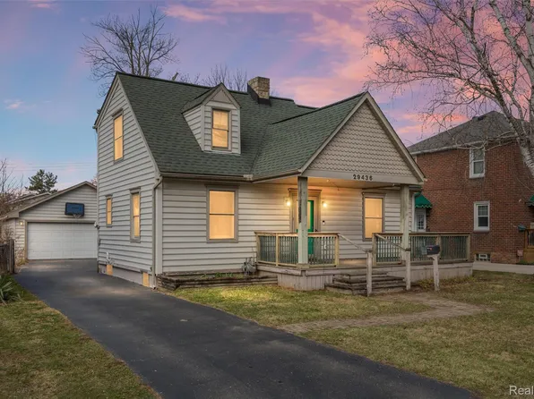 29436 Walnut St, Flat Rock, MI 48134