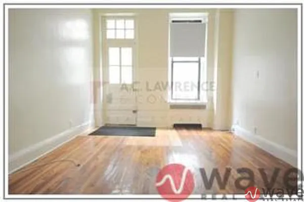 Rented by Wave Real Estate Group | media 21